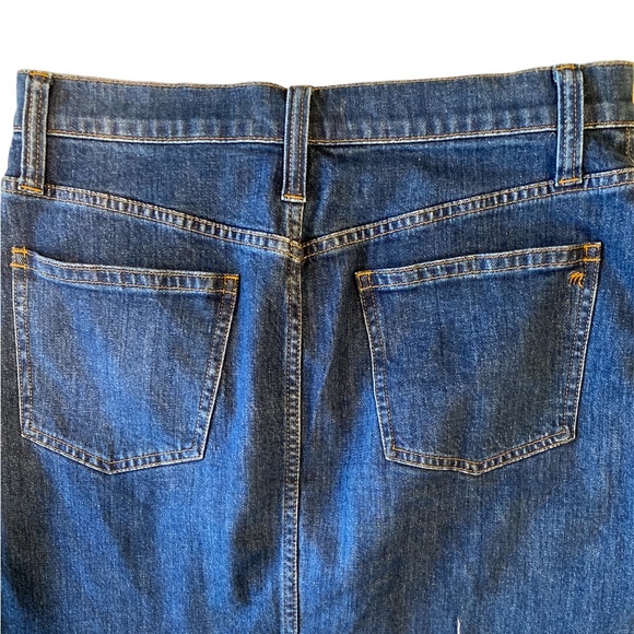 Madewell Stretch Step Hem Straight Frayed Denim Mini Skirt - 29 - Picture 9 of 16